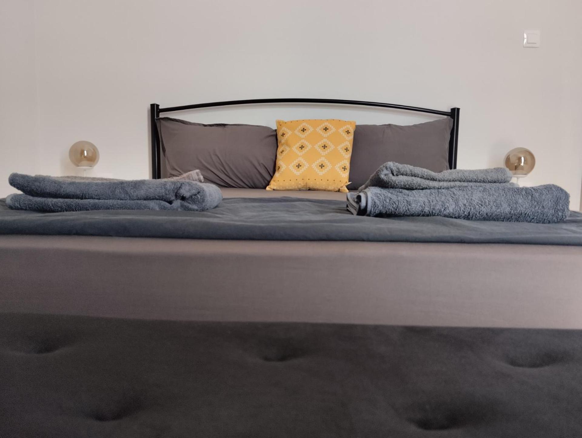 Studios Poseidonia Apartments 50 & 70 Sqm With Sea View Corinthe Extérieur photo